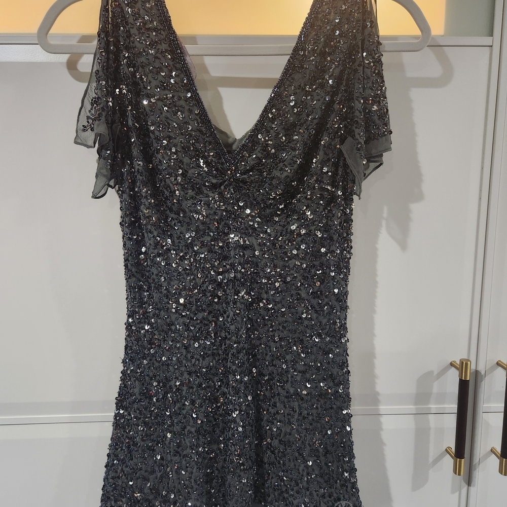 Elegant Gray Sequin Evening Dress